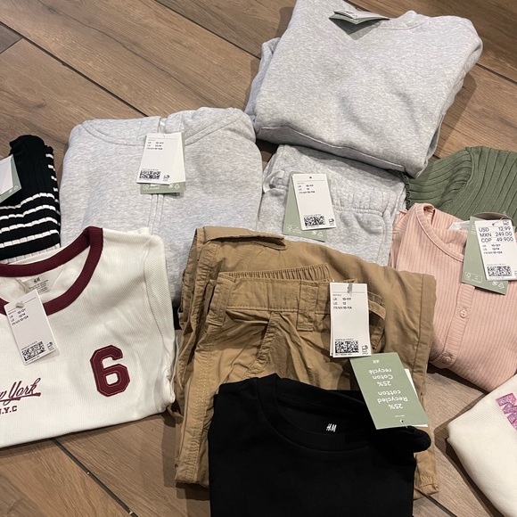 Bundle of NWT girl clothes from H&M. All sizes US 12 in girls. - Picture 2 of 6